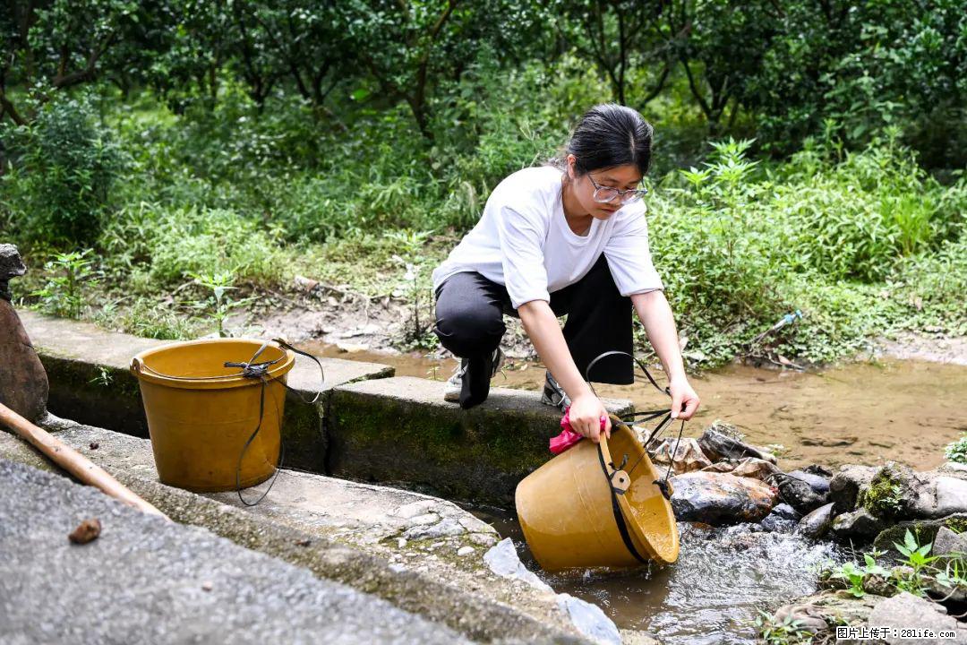 全网追的“扁担女孩”，找了一份暑假工，时薪12元 - 毕节生活资讯 - 毕节28生活网 bijie.28life.com