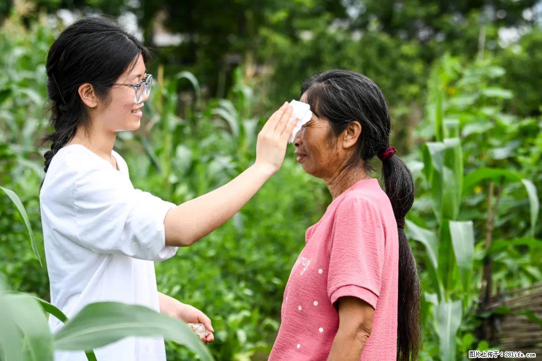 全网追的“扁担女孩”，找了一份暑假工，时薪12元 - 毕节生活资讯 - 毕节28生活网 bijie.28life.com